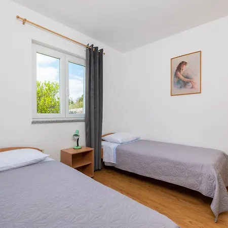 Am Suedhang Gelegen Mit Meerblick בית נופש *